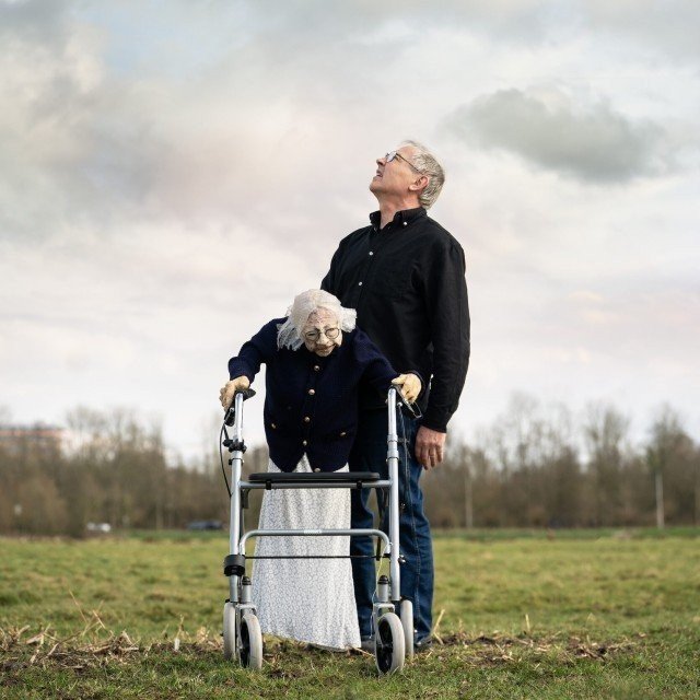 Affichefoto steeds lichter